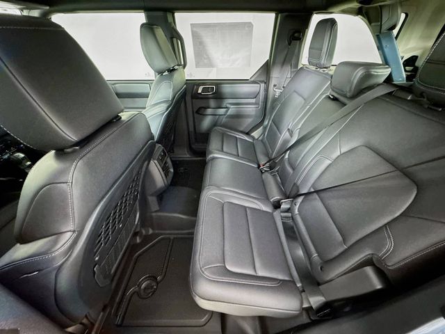 2025 Ford Bronco Badlands photo 24