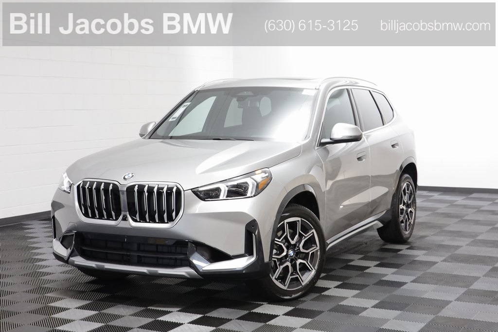 2026 BMW X1 28i's photo