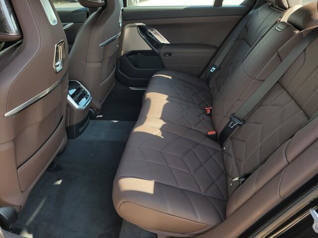2025 Bmw 760i 760i xDrive photo 25