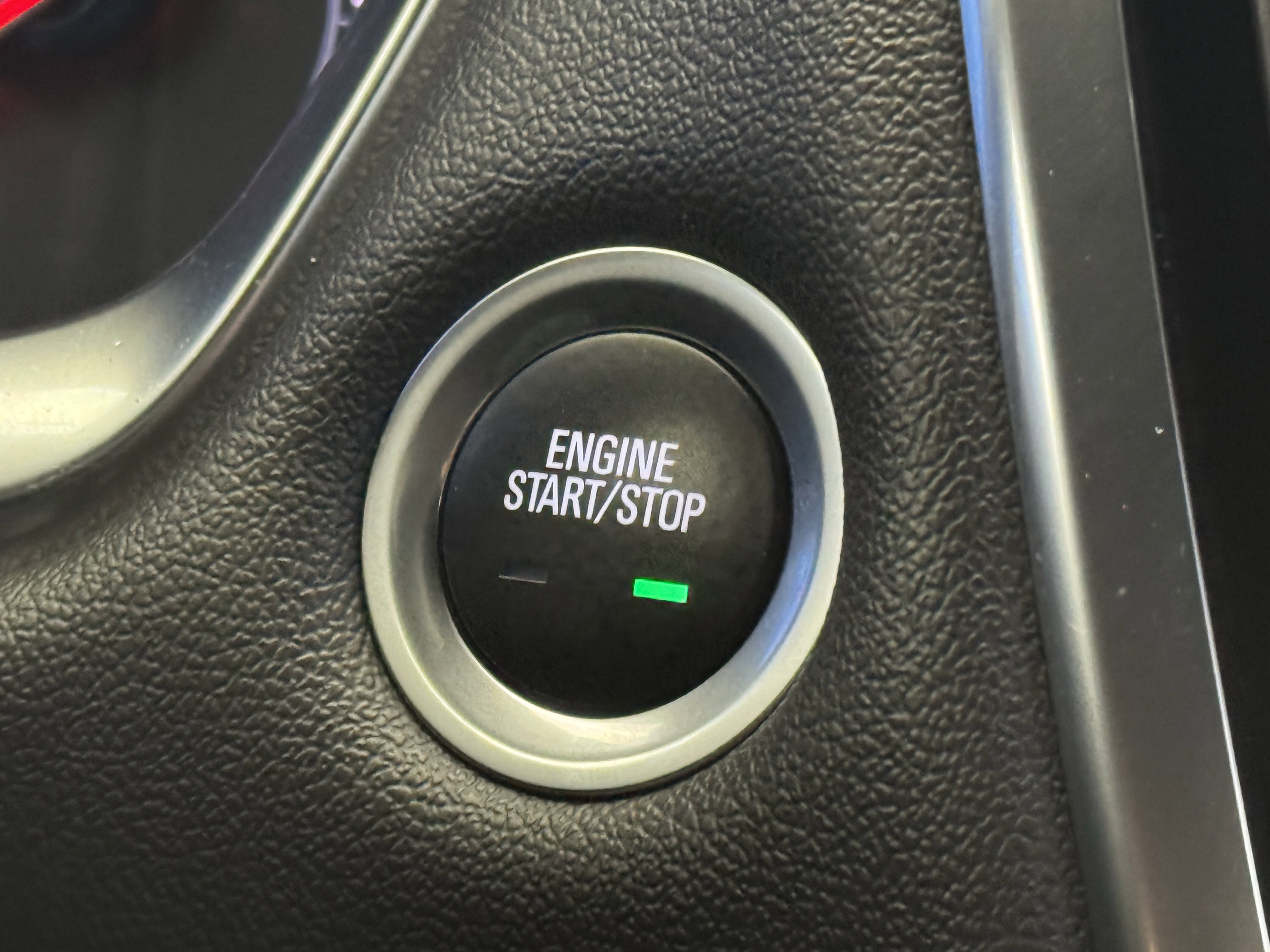 2024 Chevrolet Traverse Leather photo 3