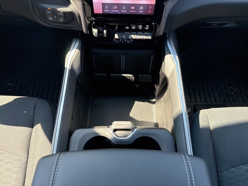 2026 Ram 2500 Big Horn photo 20