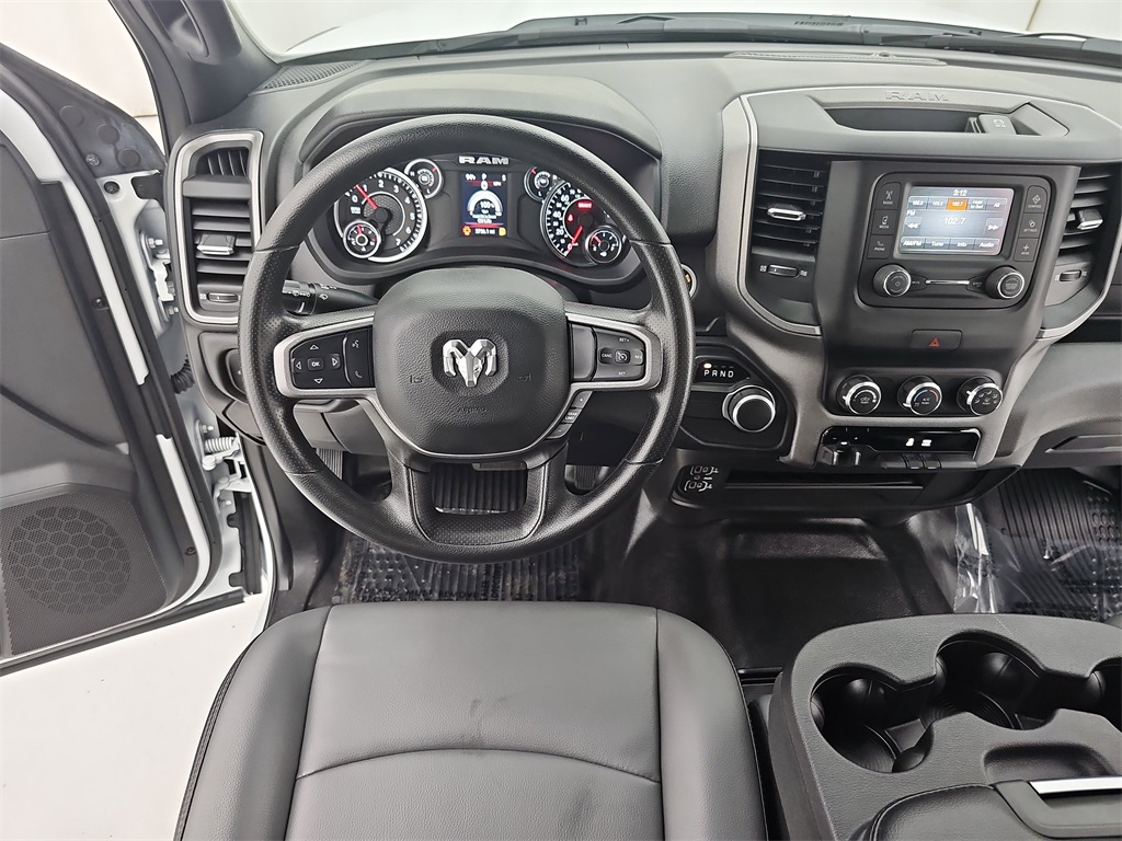 2024 Ram 2500 Tradesman photo 17