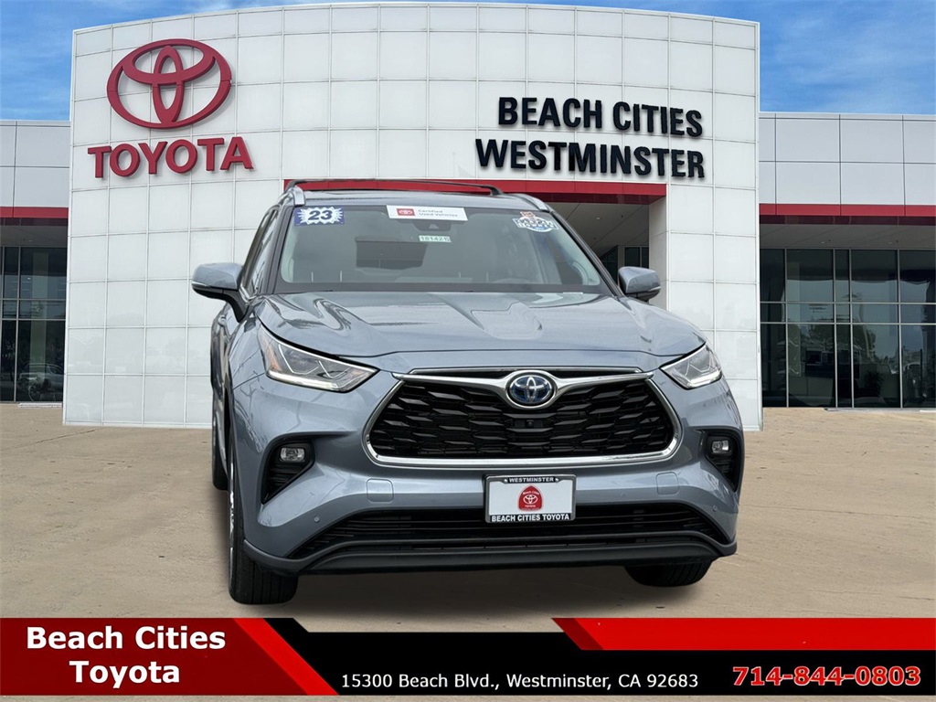 2023 Toyota Highlander Hybrid Limited photo 2
