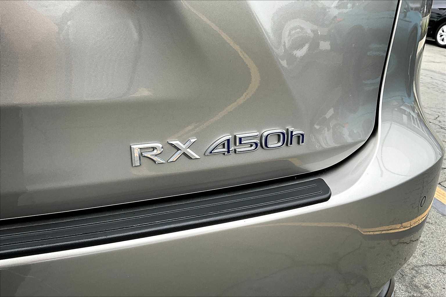 2022 Lexus RX Premium photo 9