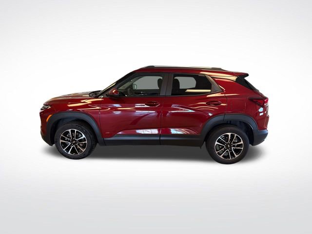 2025 Chevrolet Trailblazer LT photo 2