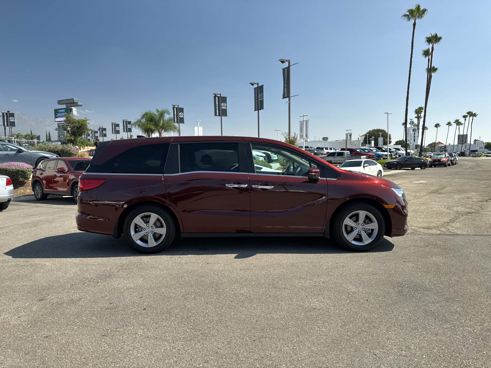 2020 Honda Odyssey EX-L photo 3