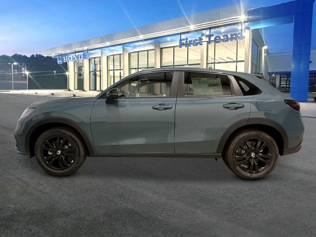 2026 Honda HR-V Sport photo 2
