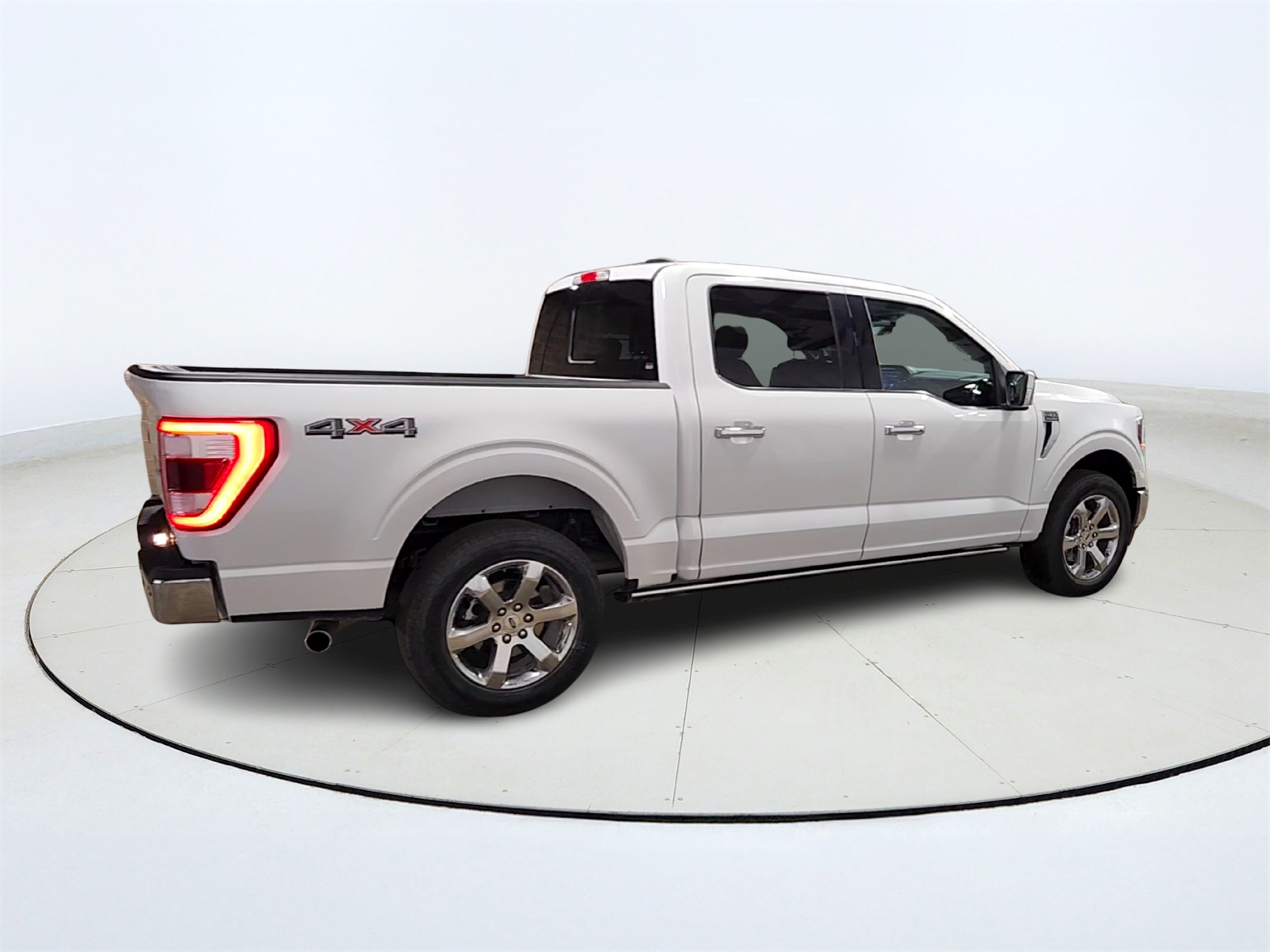 2023 Ford F-150 Lariat photo 3