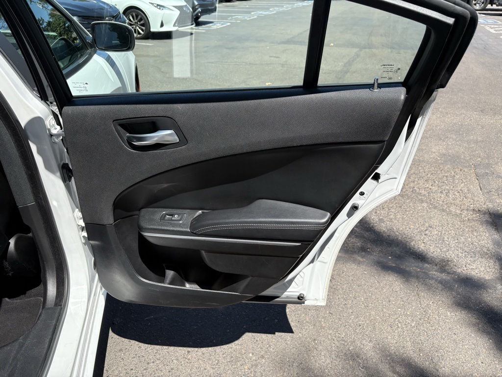 2022 Dodge Charger SXT photo 19