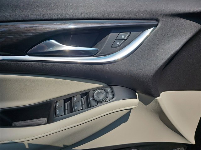 2023 Buick Enclave Essence photo 28