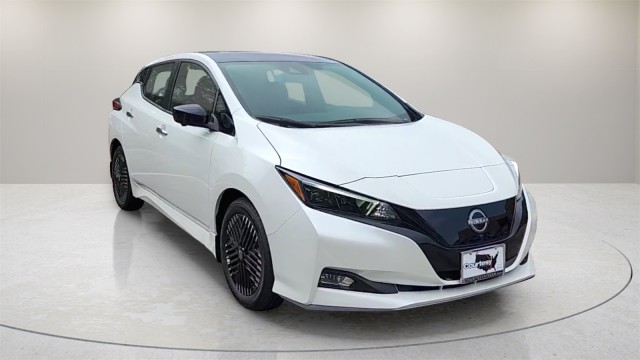 2025 Nissan Leaf