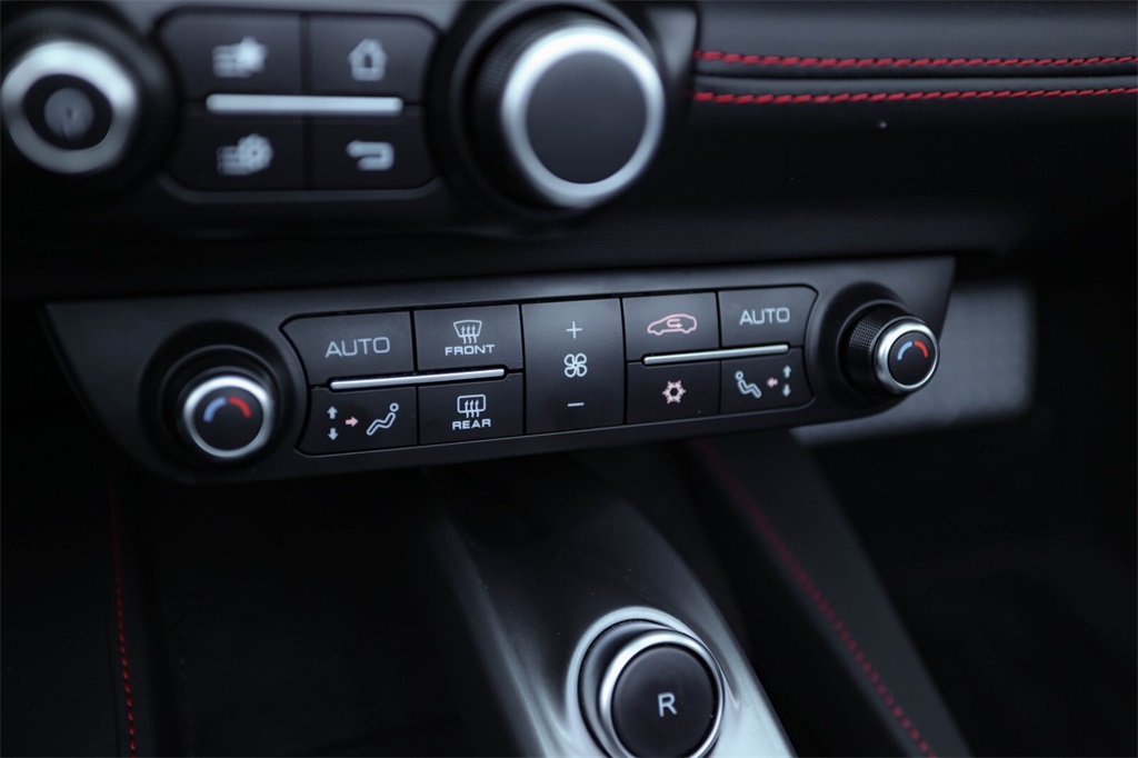 Certified Used 2022 Ferrari Base image 34