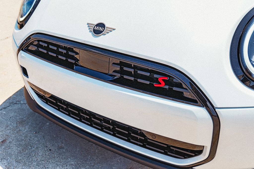 2026 Mini Cooper Convertible Signature photo 7
