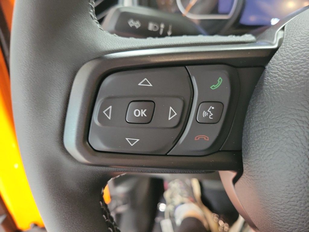 2025 Jeep Gladiator Sport S photo 9