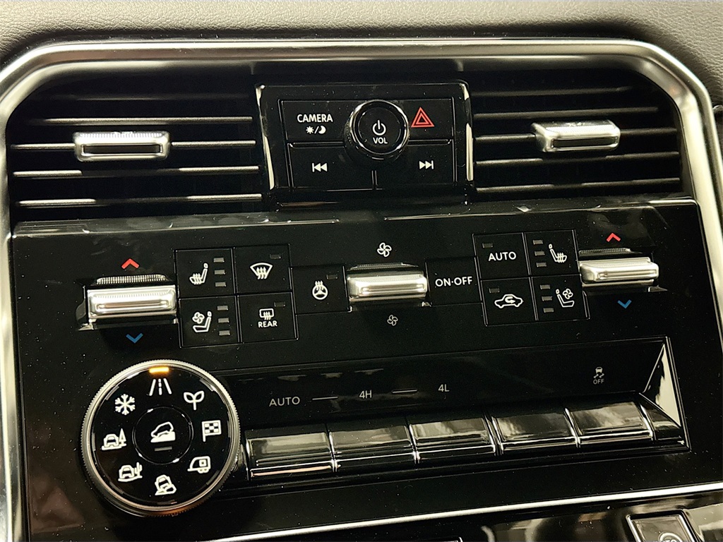 2025 Nissan Armada Platinum photo 32