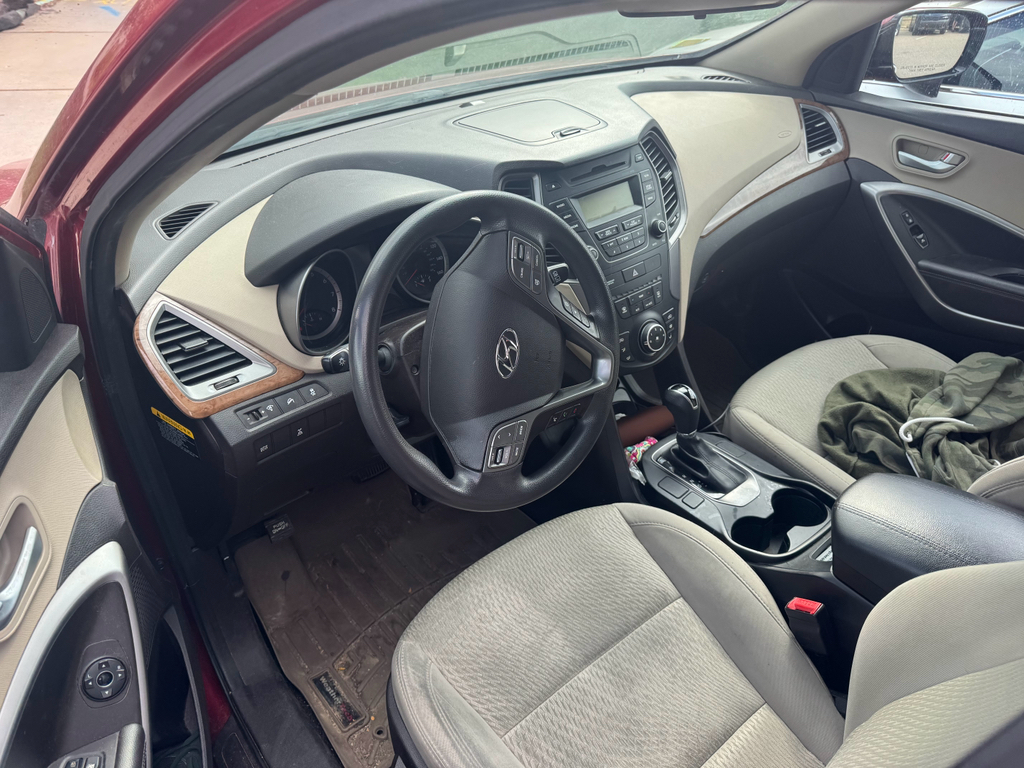 2016 Hyundai Santa Fe Sport Base photo 2