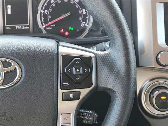 2022 Toyota 4Runner Limited photo 31
