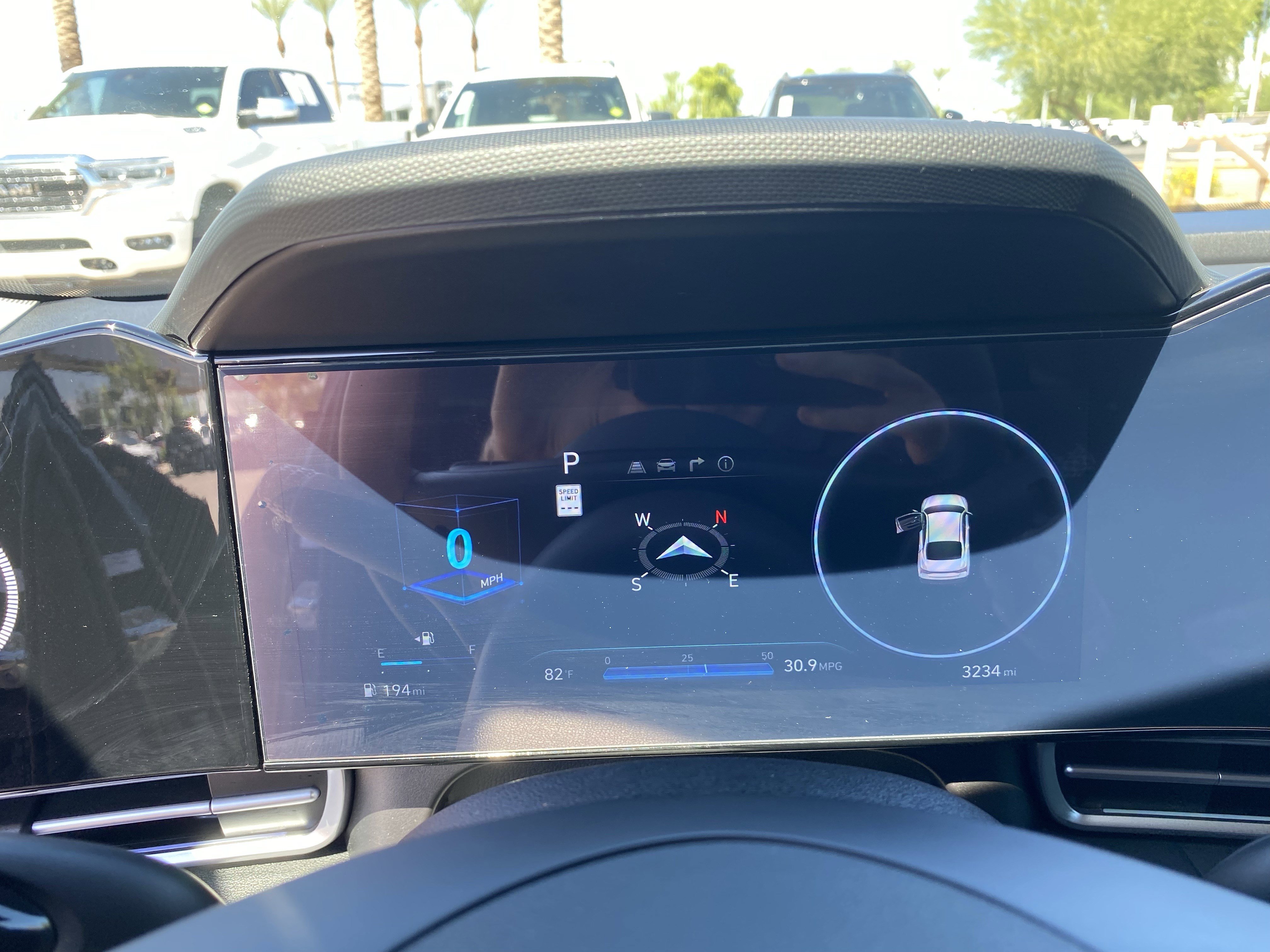 2024 Hyundai Elantra SEL photo 4