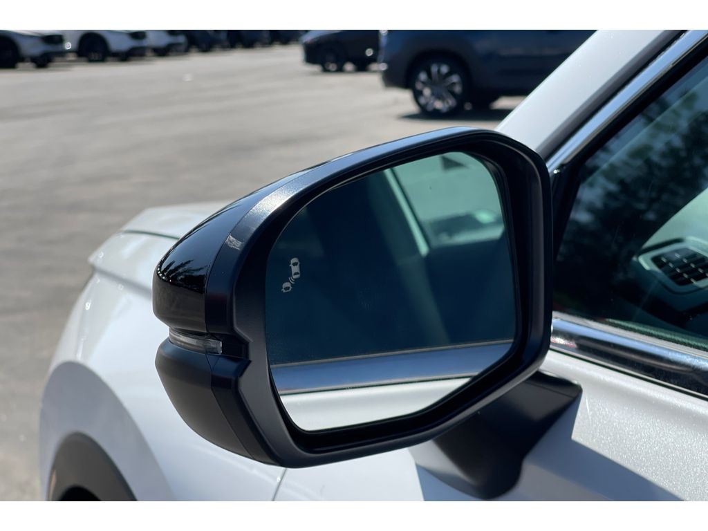 2025 Honda CR-V Hybrid Sport-L photo 17
