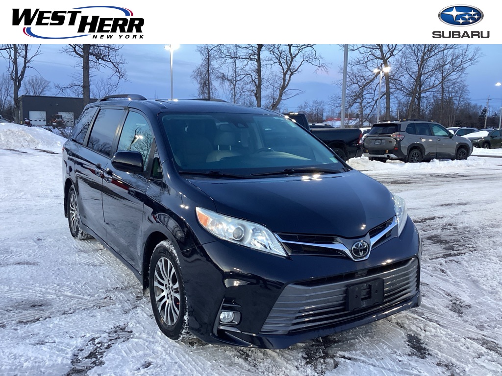 2019 Toyota Sienna XLE Premium