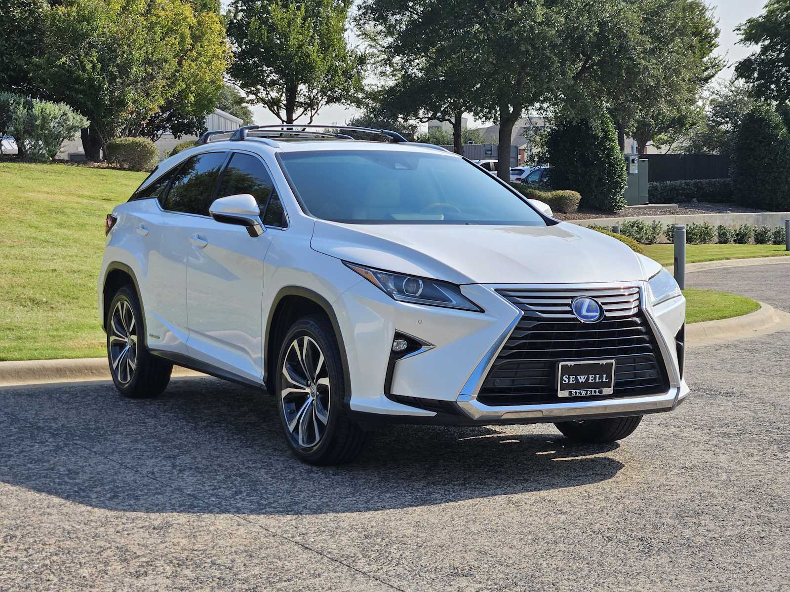2016 Lexus RX 450h photo 2