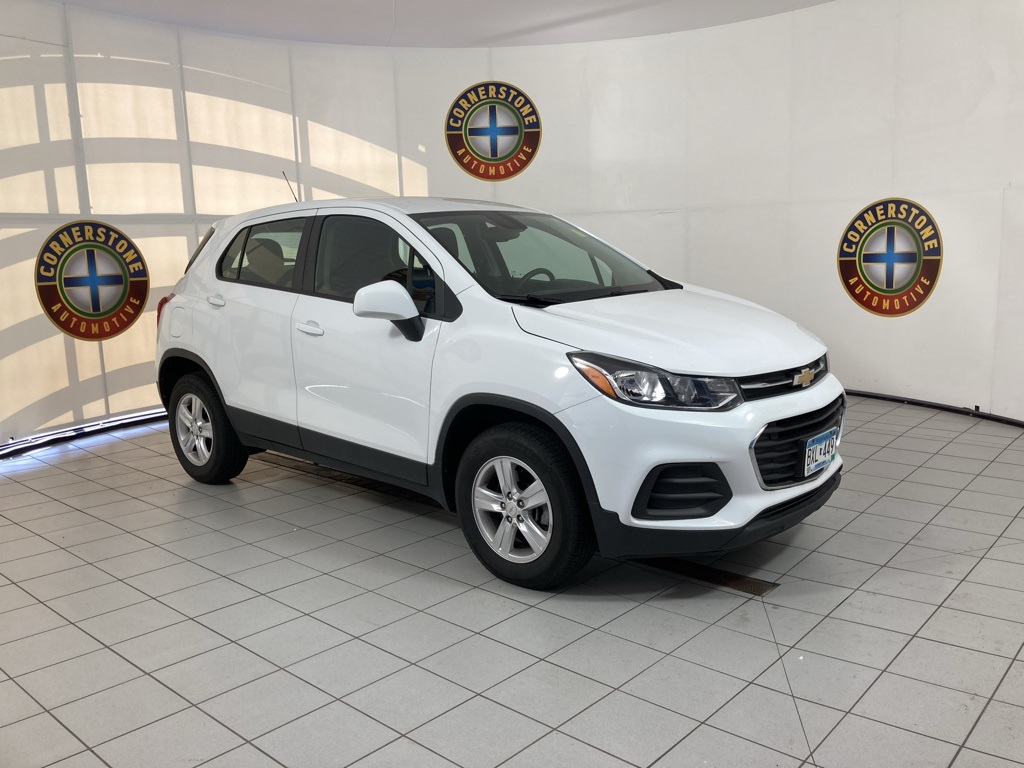 2018 Chevrolet Trax LS photo 3