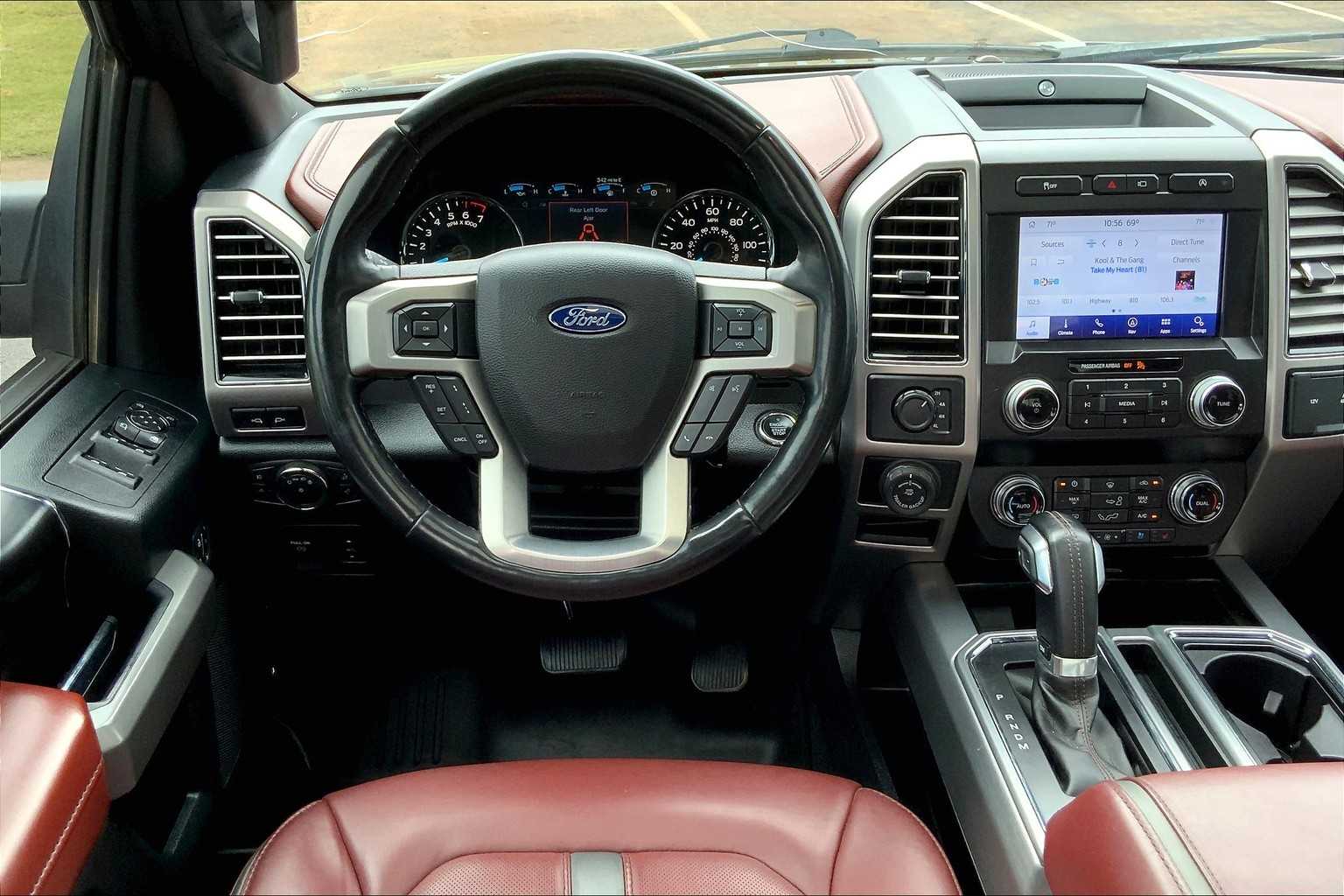 2020 Ford F-150 Platinum photo 4