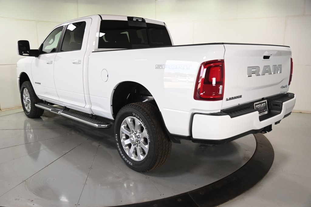 2025 Ram 2500 Laramie photo 8