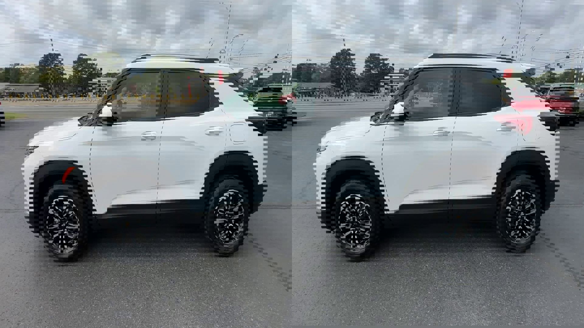 2026 Chevrolet Trailblazer LT photo 3