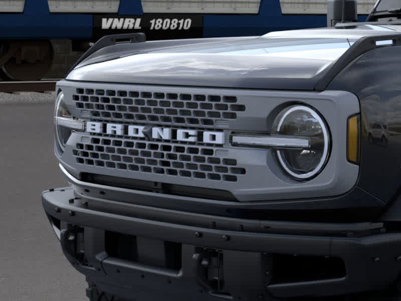 2025 Ford Bronco Badlands photo 17