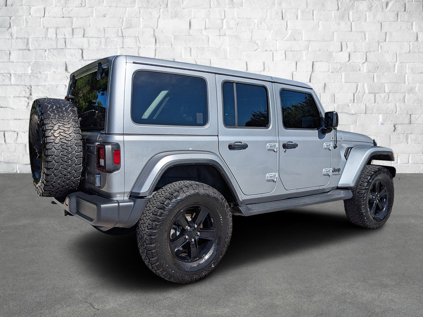 2021 Jeep Wrangler Unlimited Sahara Altitude photo 4
