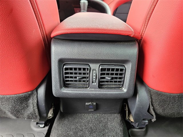 2024 Toyota Camry XSE V6 photo 10