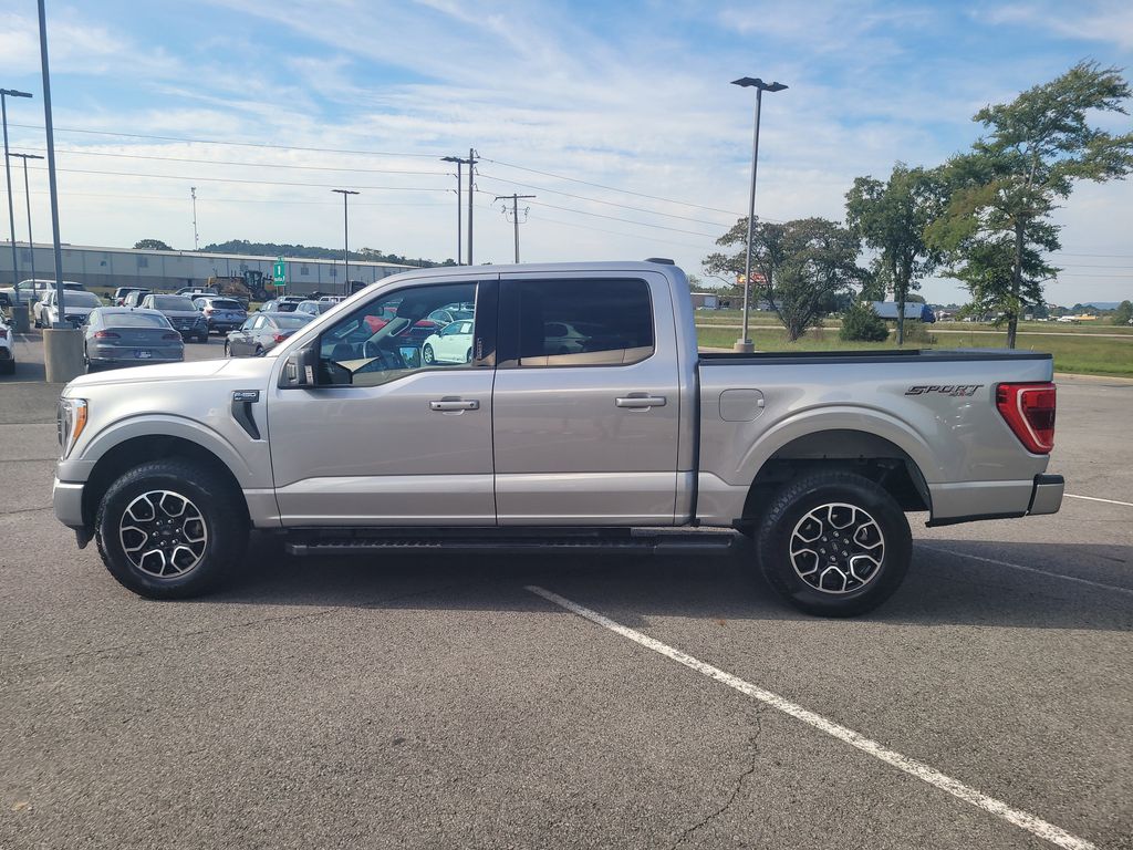 2023 Ford F-150 XLT photo 6