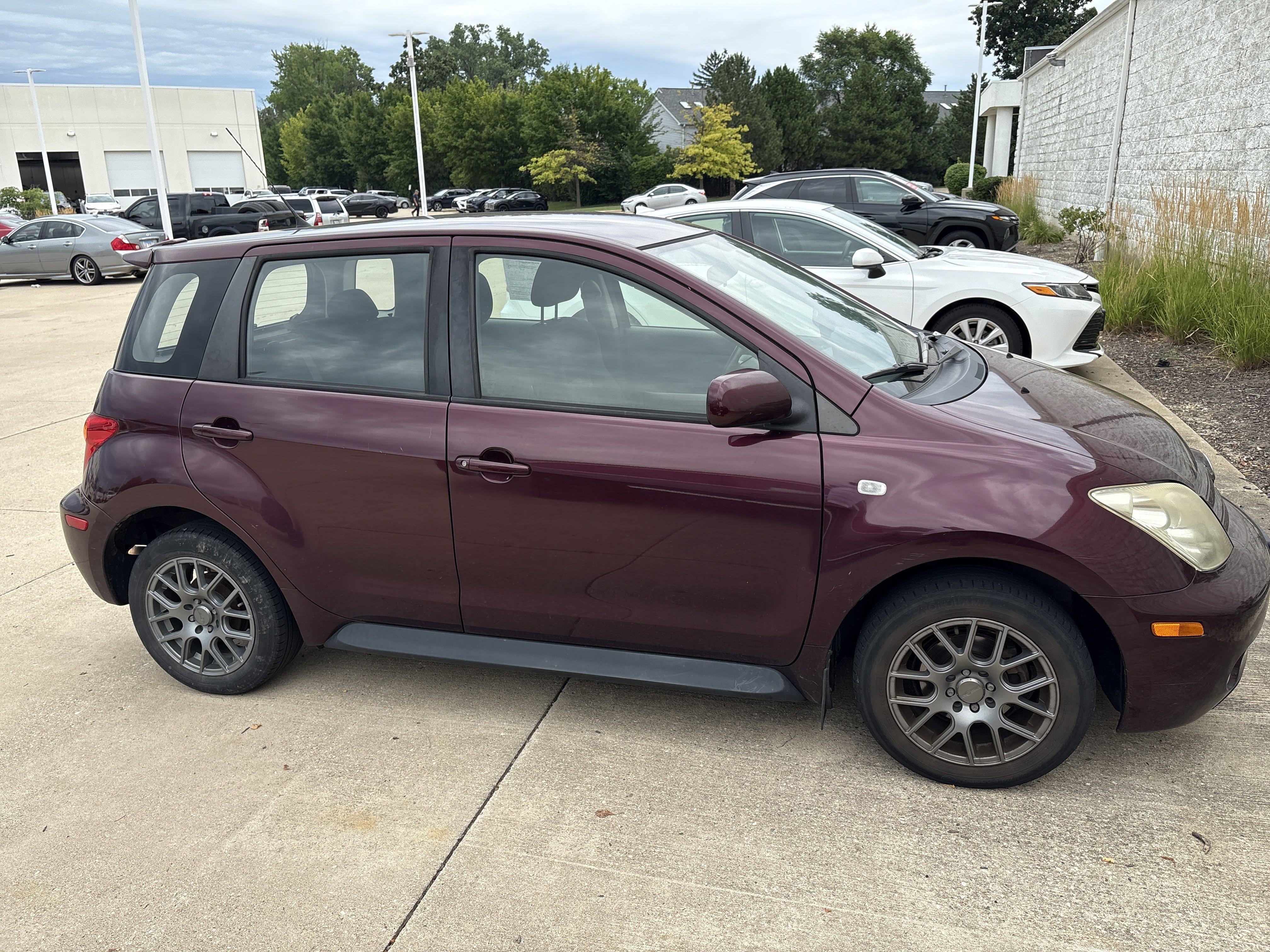 Used 2005 Scion xA Base with VIN JTKKT624550118693 for sale in Palatine, IL