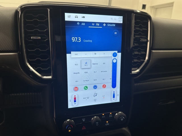 2025 Ford Ranger XLT photo 16