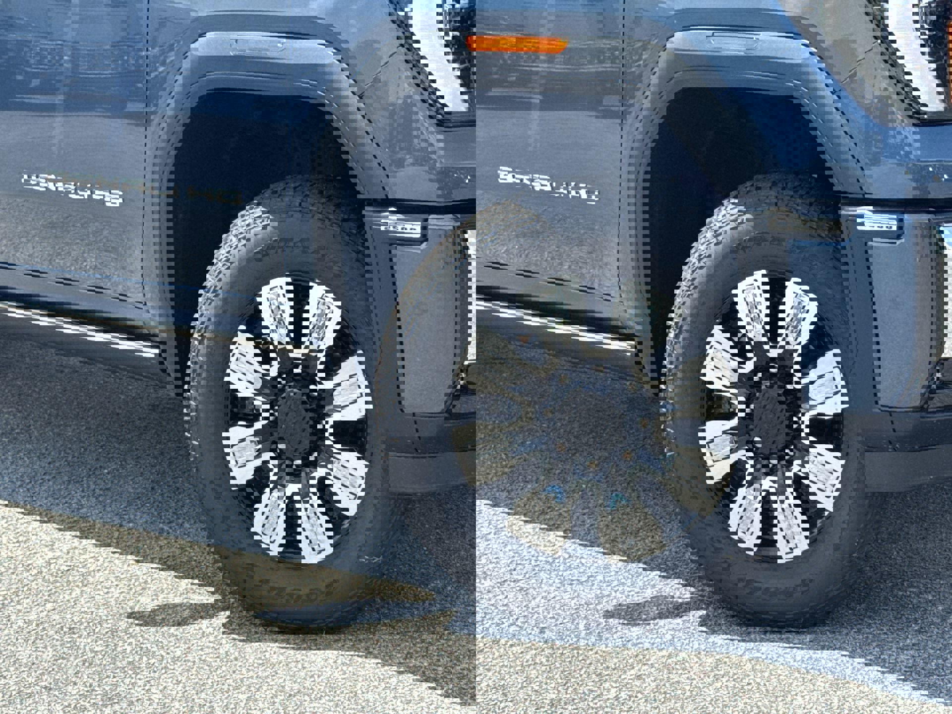 2025 Gmc Sierra 2500 HD Denali photo 33