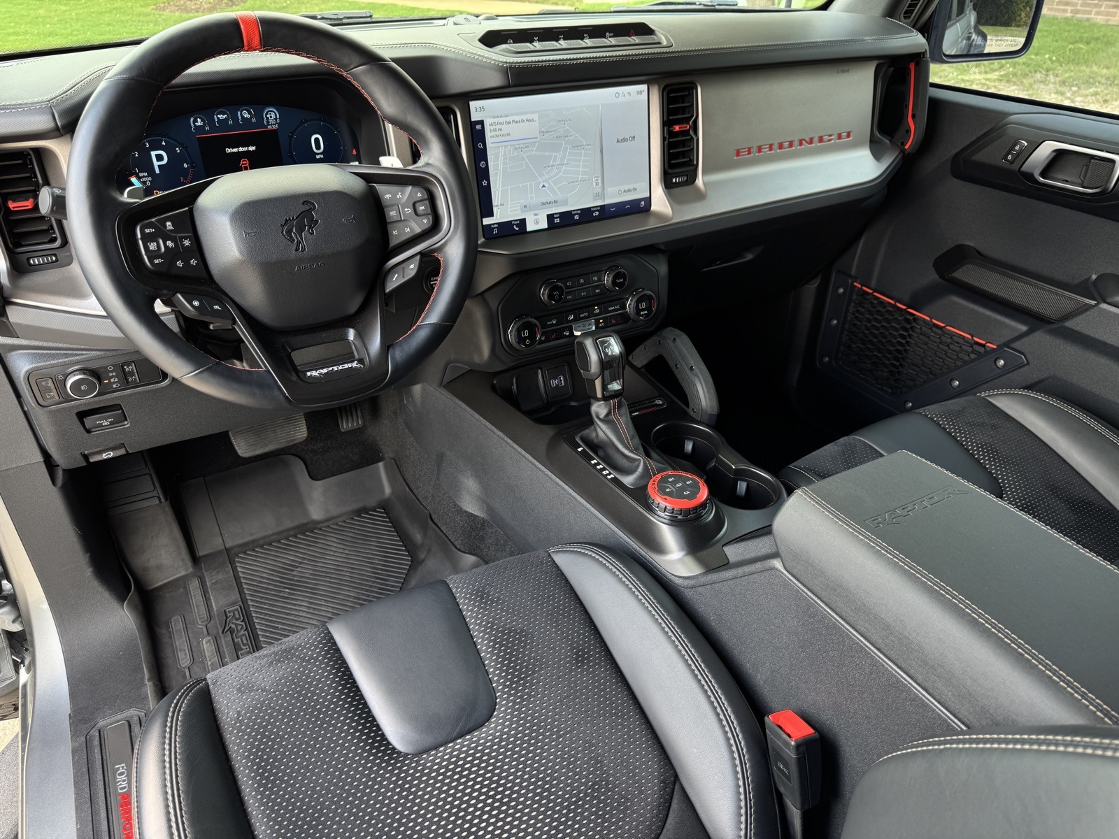 2023 Ford Bronco Raptor photo 2