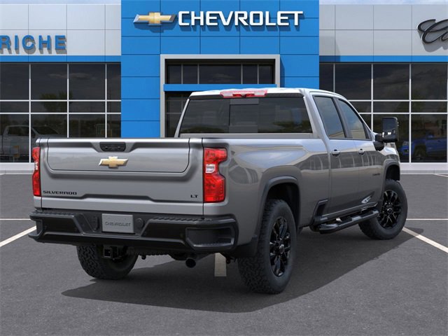 2026 Chevrolet Silverado 2500HD LT photo 4