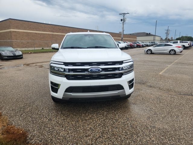 2024 Ford Expedition MAX Limited photo 4