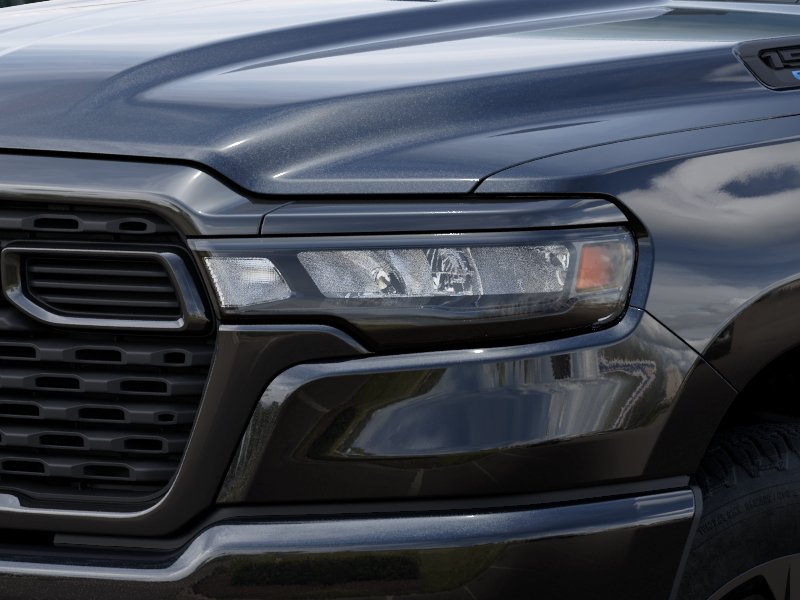 2025 Ram 1500 Tradesman photo 3