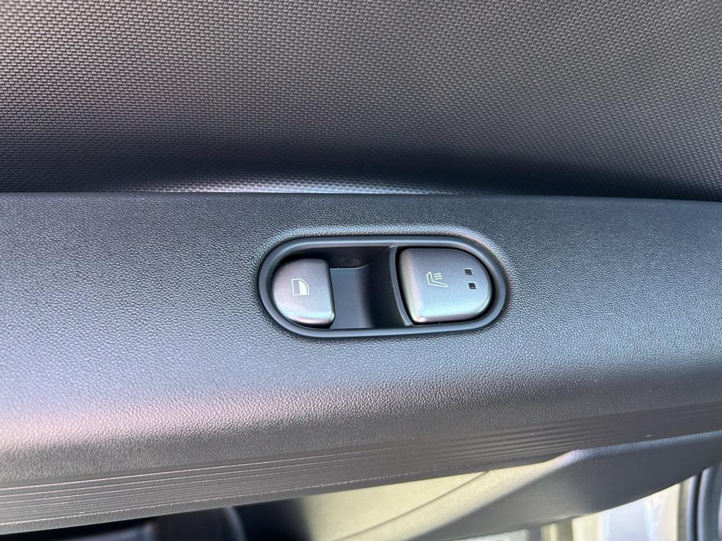 2025 Hyundai Ioniq 5 SEL photo 21
