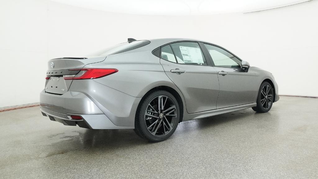 2025 Toyota Camry XSE photo 21