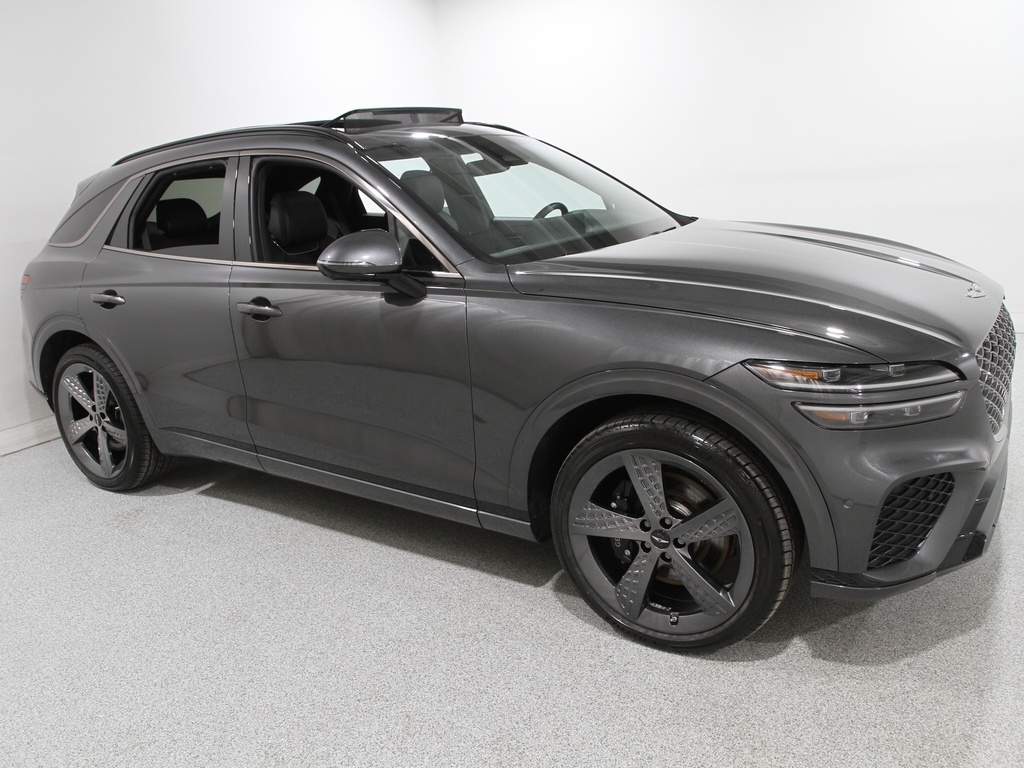 2023 GENESIS GV70 Standard's photo