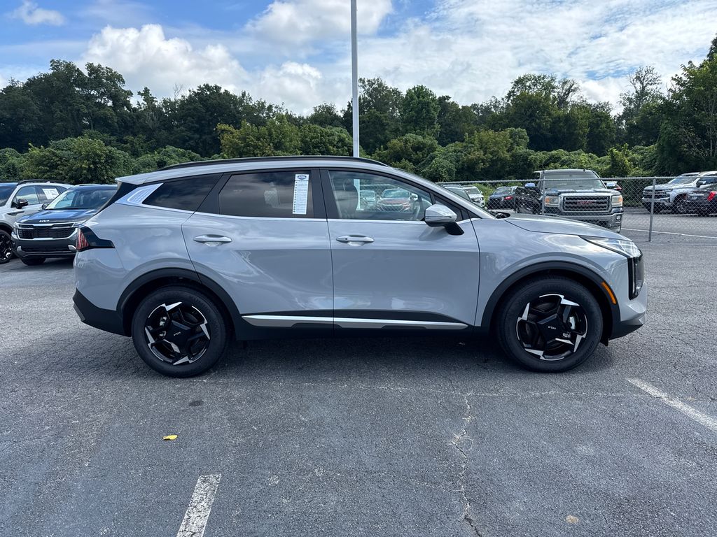 2026 Kia Sportage EX photo 2