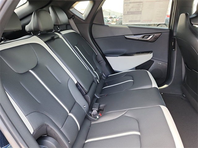 2025 Kia EV6 GT-Line photo 16