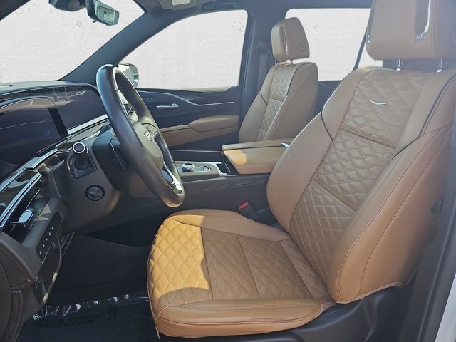 2022 Cadillac Escalade Premium Luxury photo 16