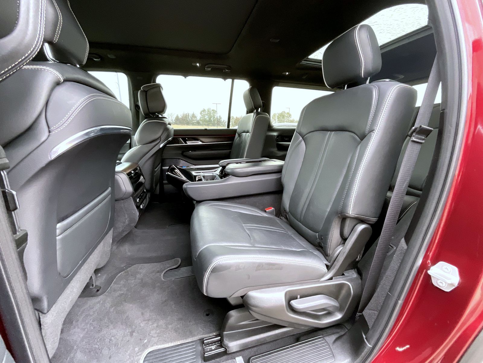 2023 Jeep Grand Wagoneer Series II Limited photo 22