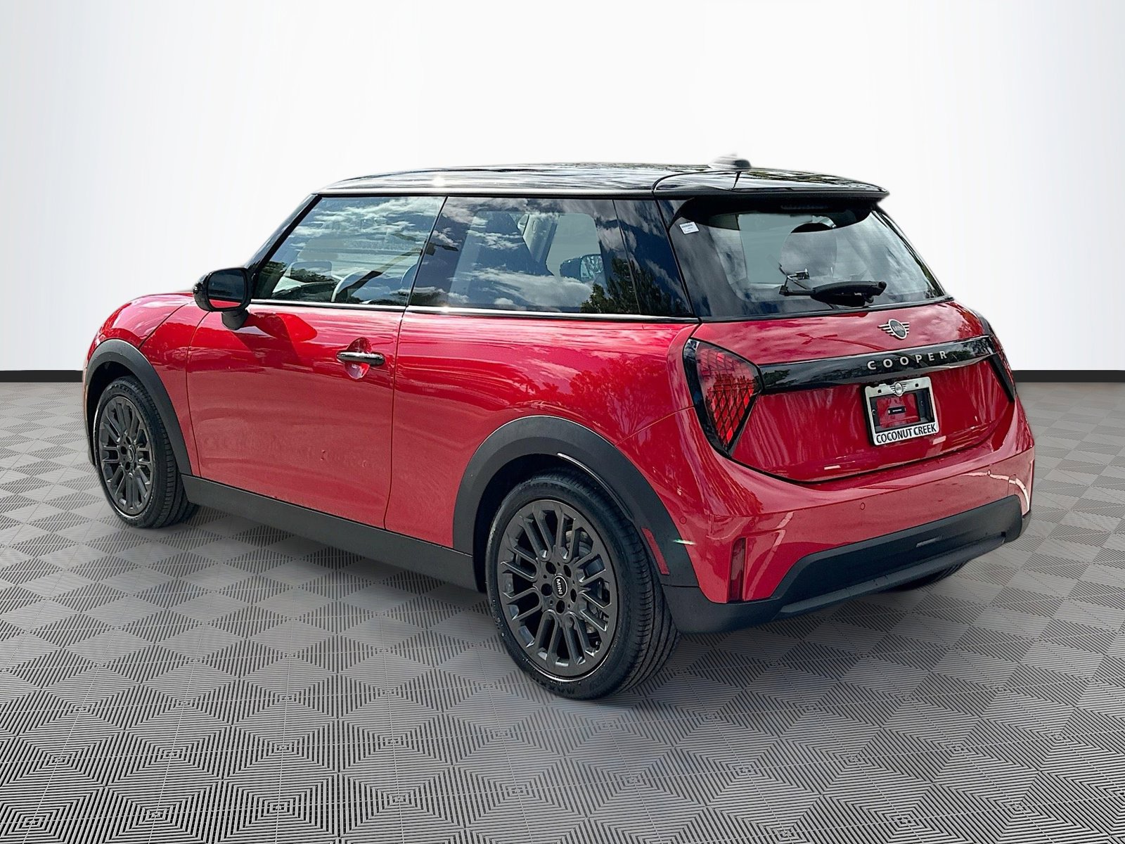 2025 Mini Cooper 2 Door Hardtop Signature photo 5