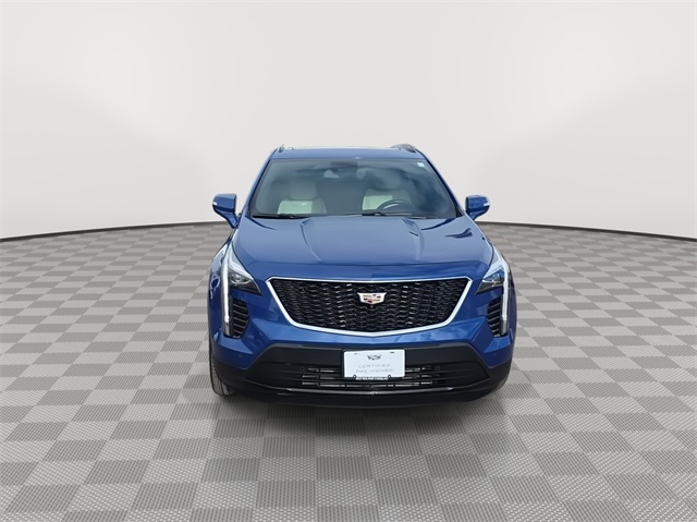 2023 Cadillac XT4 Sport photo 3