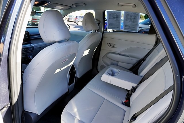 Used 2025 Blue Hyundai SEL image 16